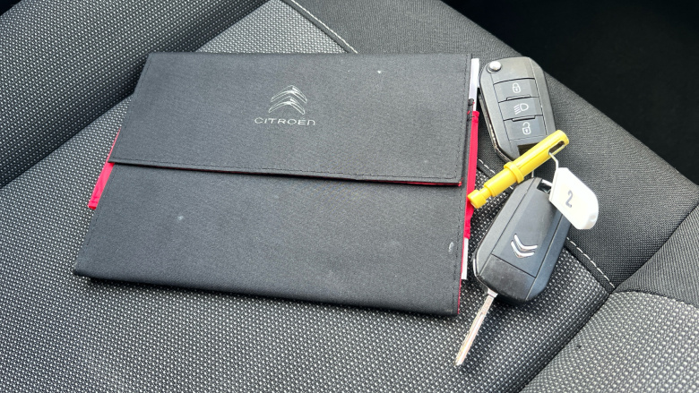 Citroen C3 Aircross 1.2 PureTech 110 Shine 5dr Petrol Hatchback